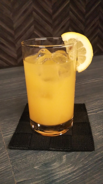 シンプルな味わいのスクリュードライバー